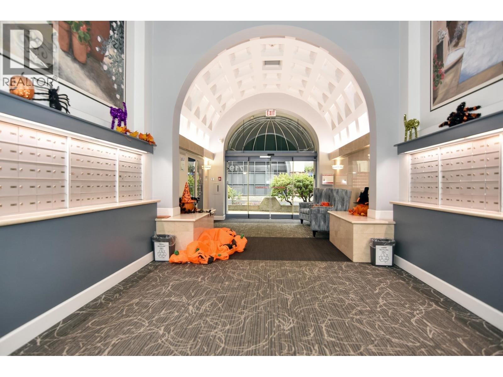 304 719 Princess Street, New Westminster — photo 27