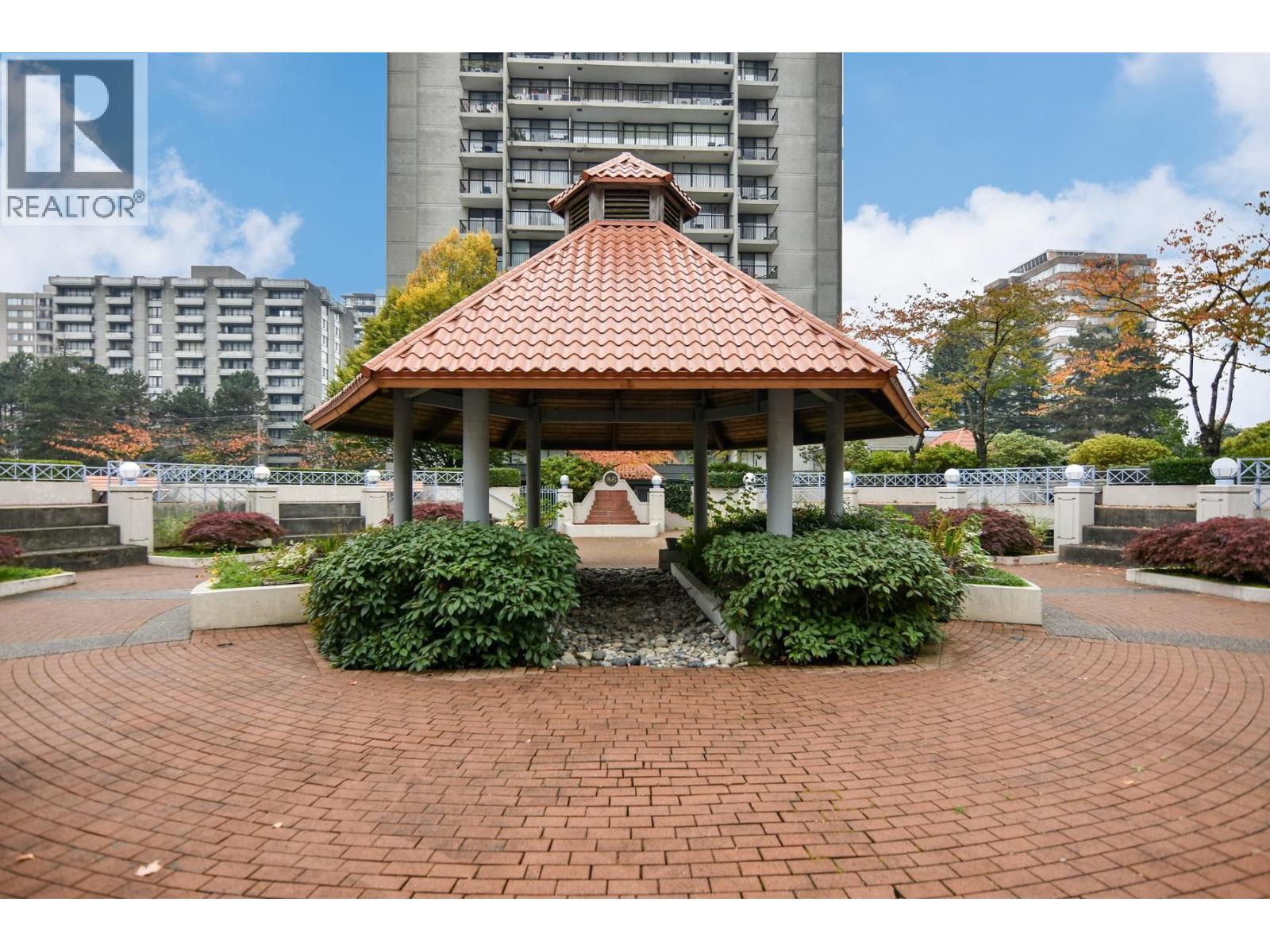 304 719 Princess Street, New Westminster — photo 35
