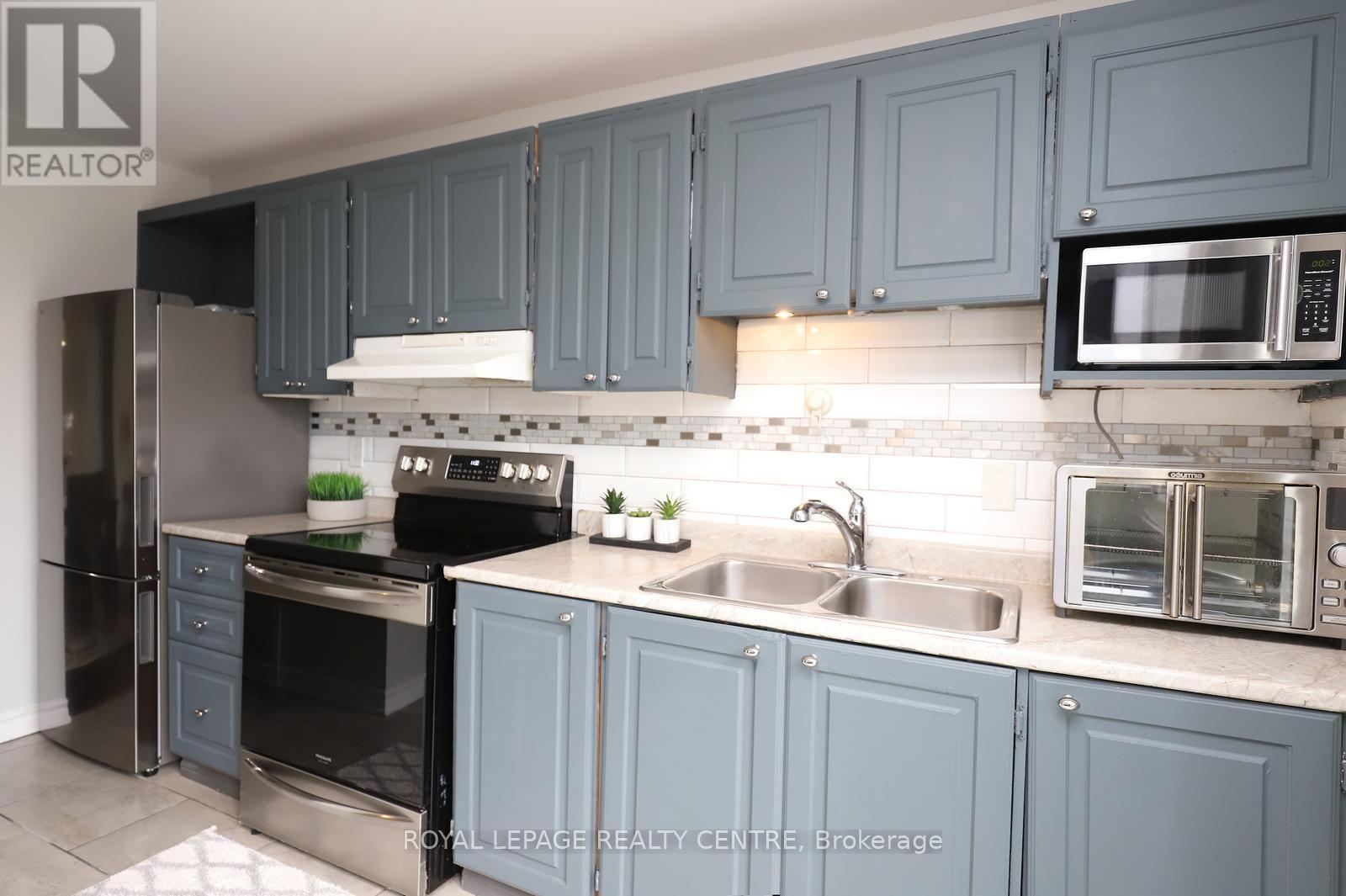 #171 1055 DUNDAS STREET E - 13