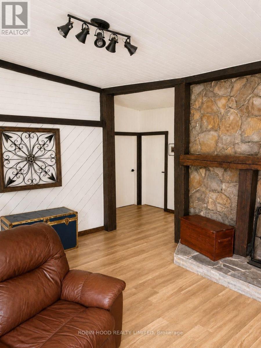 18319 Street Road, South Glengarry, ON photo 7