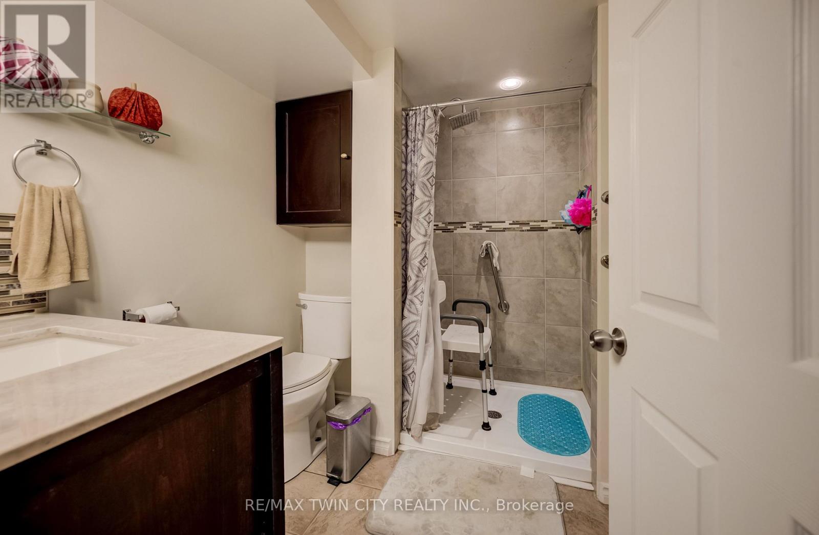 25 Culham Drive, Cambridge, ON photo 17