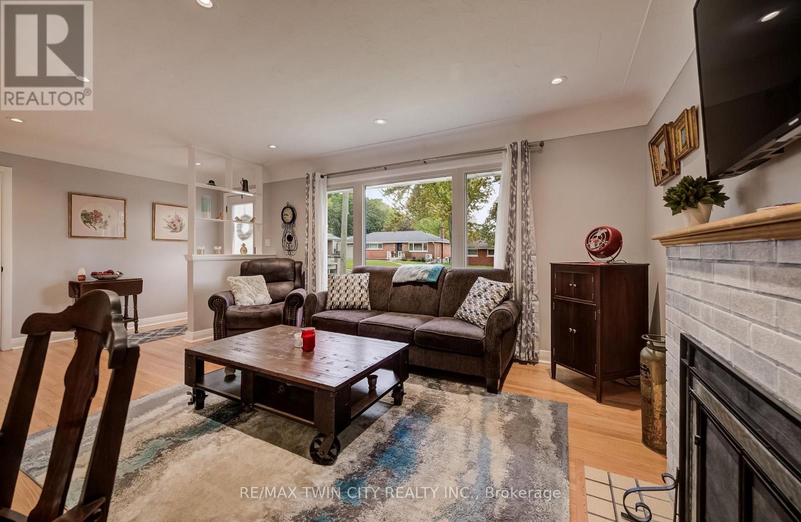 25 Culham Drive, Cambridge, ON photo 5