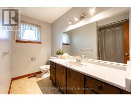 Bedroom 3 - 5039 Albert Street, Lincoln, ON L0R1B0 Photo 12