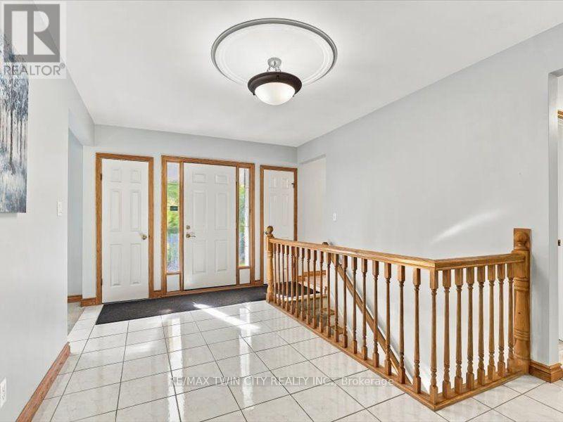 36 MAPLE HILL DRIVE — photo 3