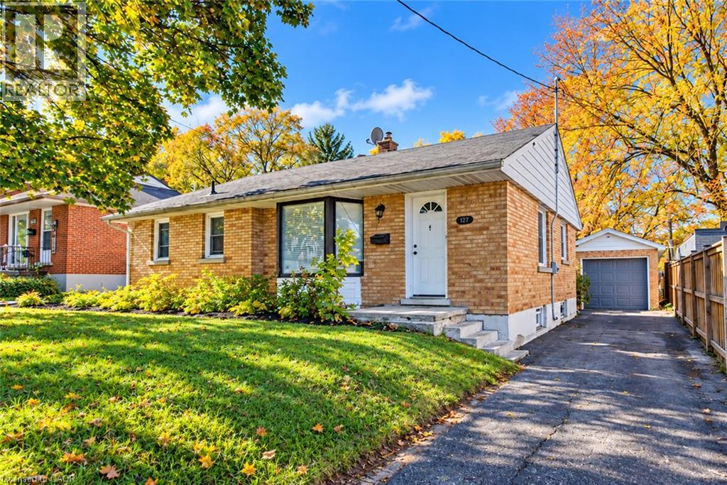 349 Edwin Street, photo 1 of 26