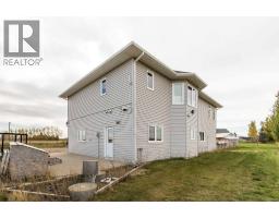 4pc Bathroom - 74006 Rr204, Rural Lethbridge County, AB T1K8G8 Photo 12