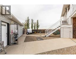 4pc Bathroom - 74006 Rr204, Rural Lethbridge County, AB T1K8G8 Photo 6