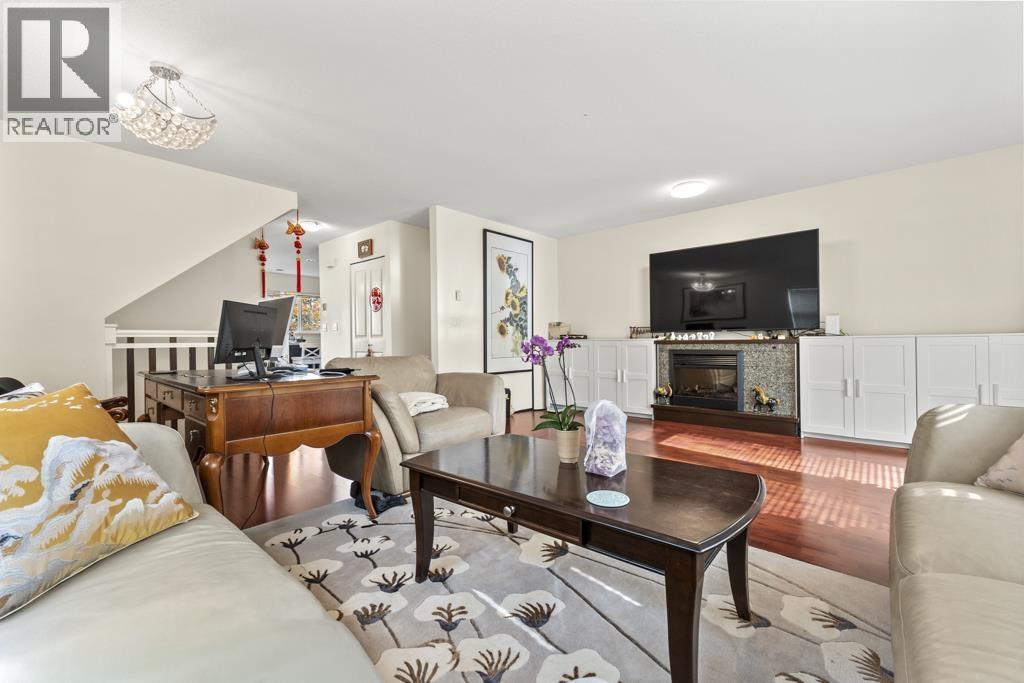 #31-9533 GRANVILLE Avenue, Richmond