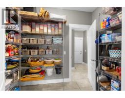 Kitchen - 13071 East Ridge Drive, Lake Country, BC V4V2P9 Photo 22