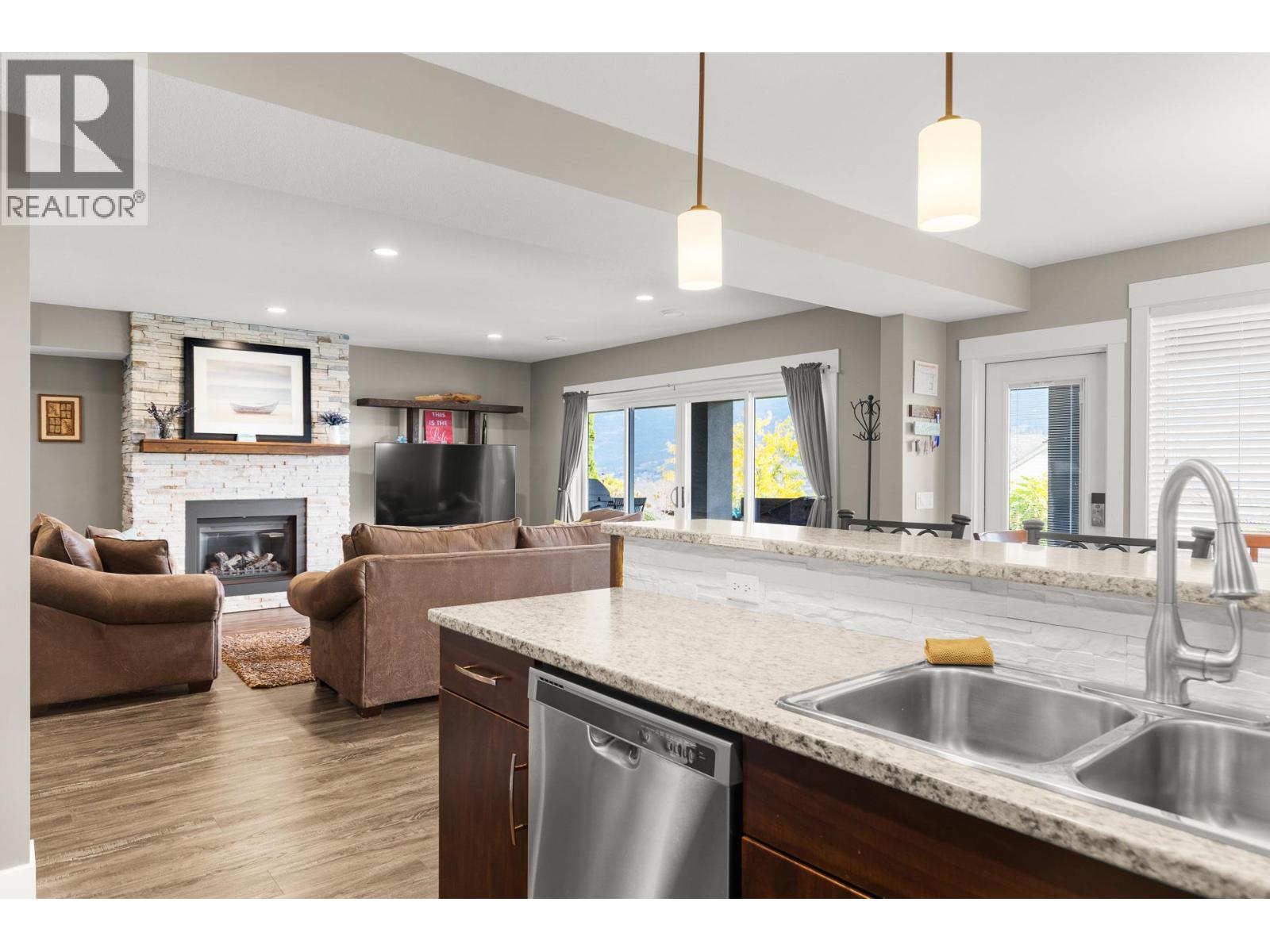  13071 East Ridge Drive, Lake Country
