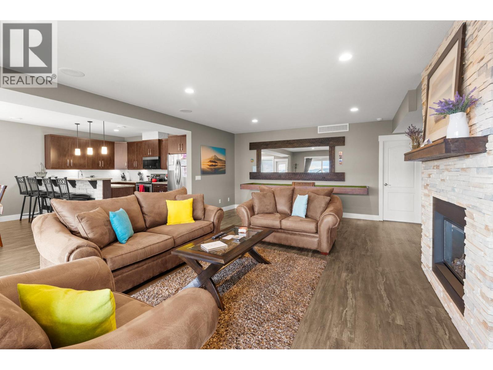  13071 East Ridge Drive, Lake Country