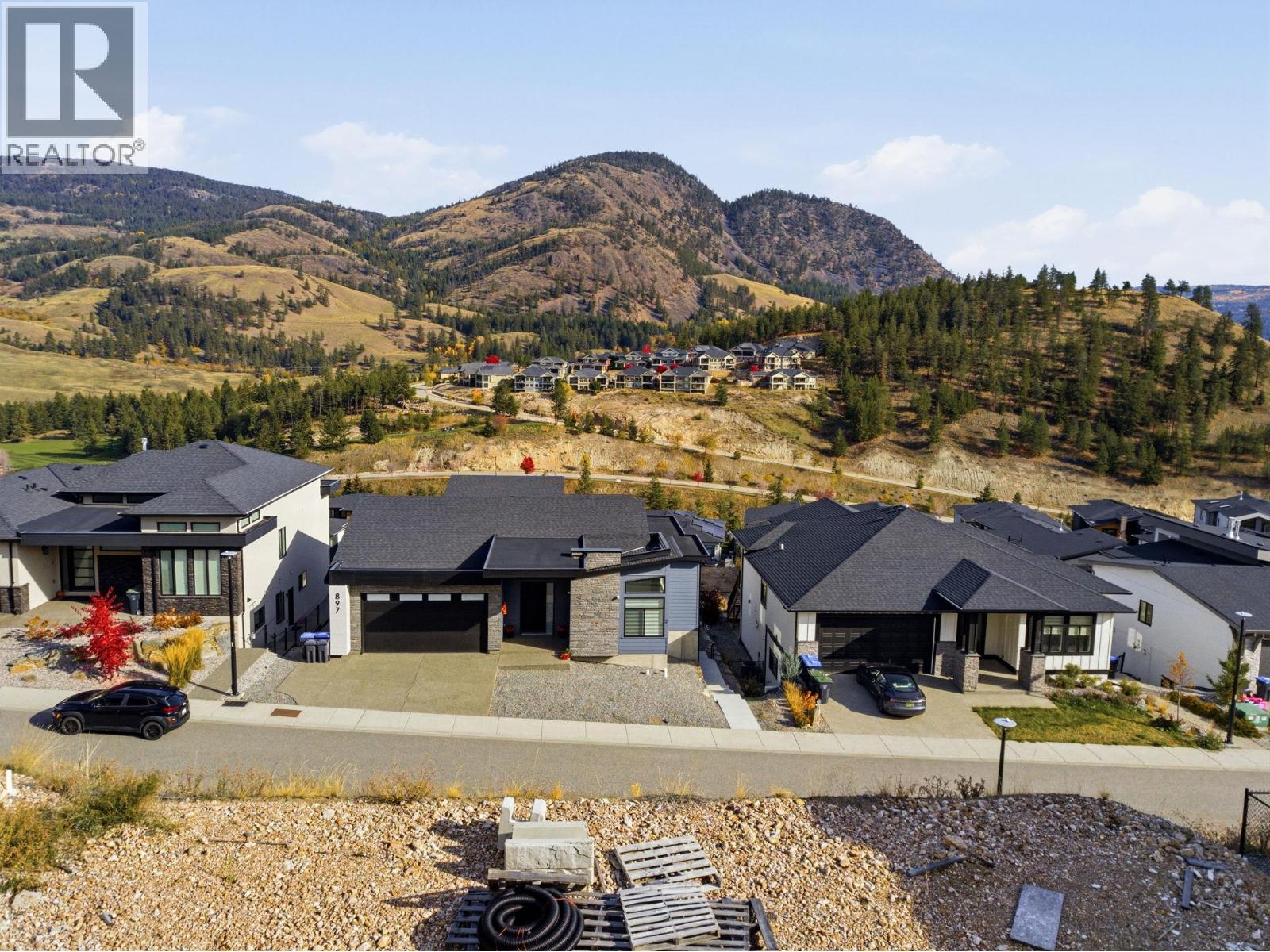  911 Melrose Street, Kelowna