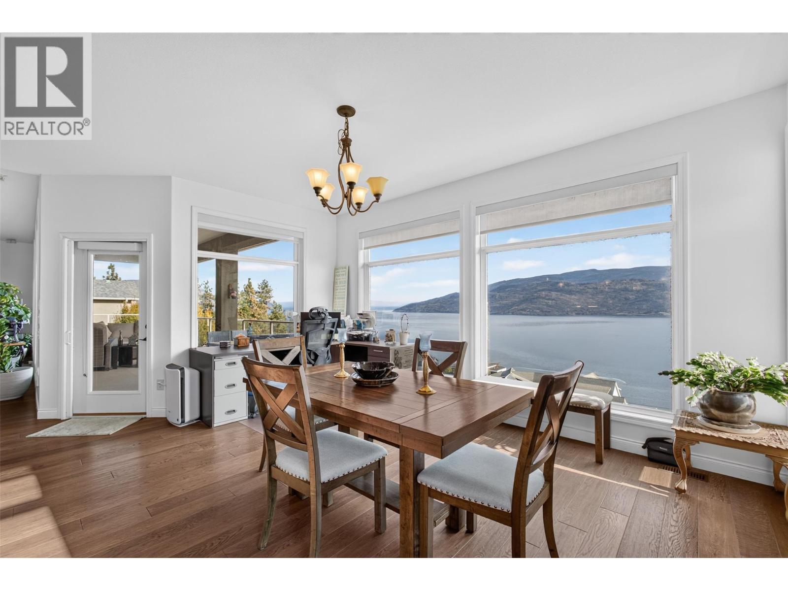  6479 Stuart Crescent South, Peachland