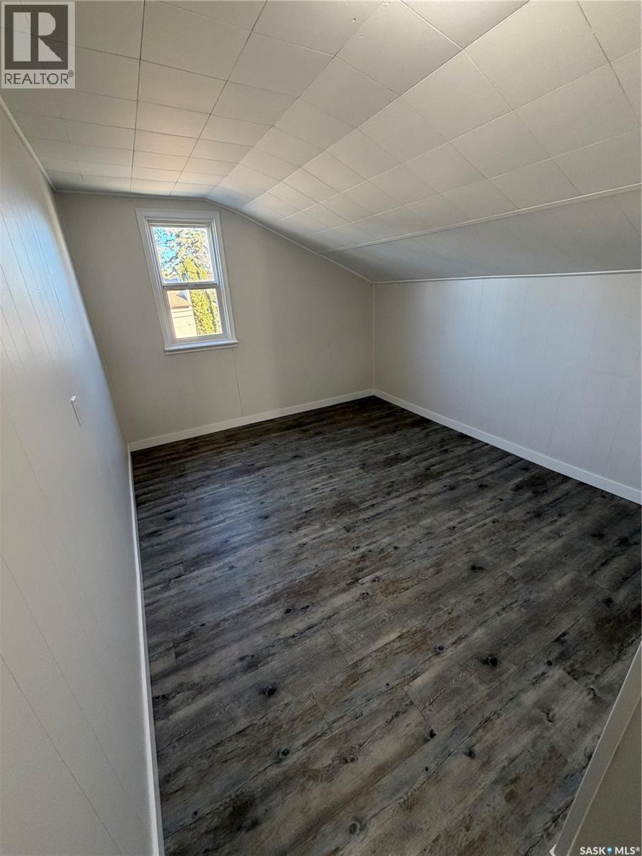 1491 101st STREET, North Battleford — photo 24