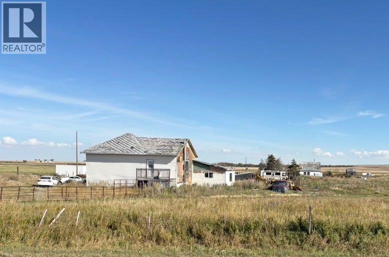 53061 RR 222, Magrath — photo 21