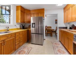 Photo 10 of 28, 2944 INGALA DRIVE · Prince George, BC