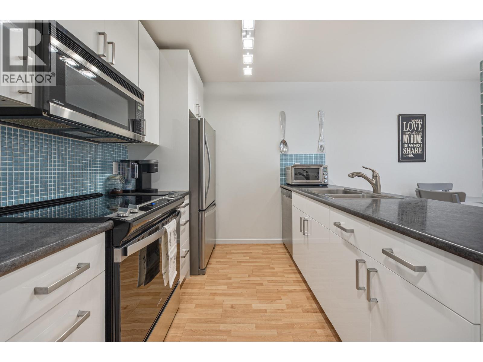 304 1230 Comox Street, Vancouver — photo 17