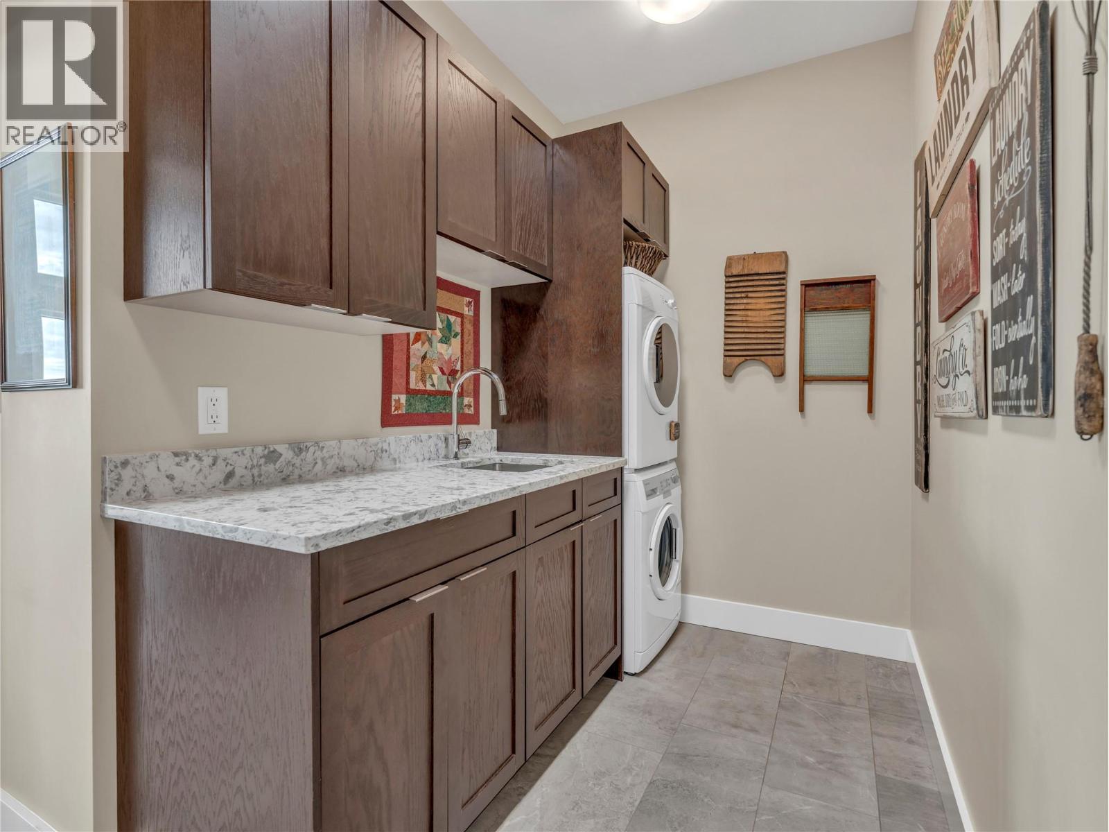 118 RIDGE View, Penticton