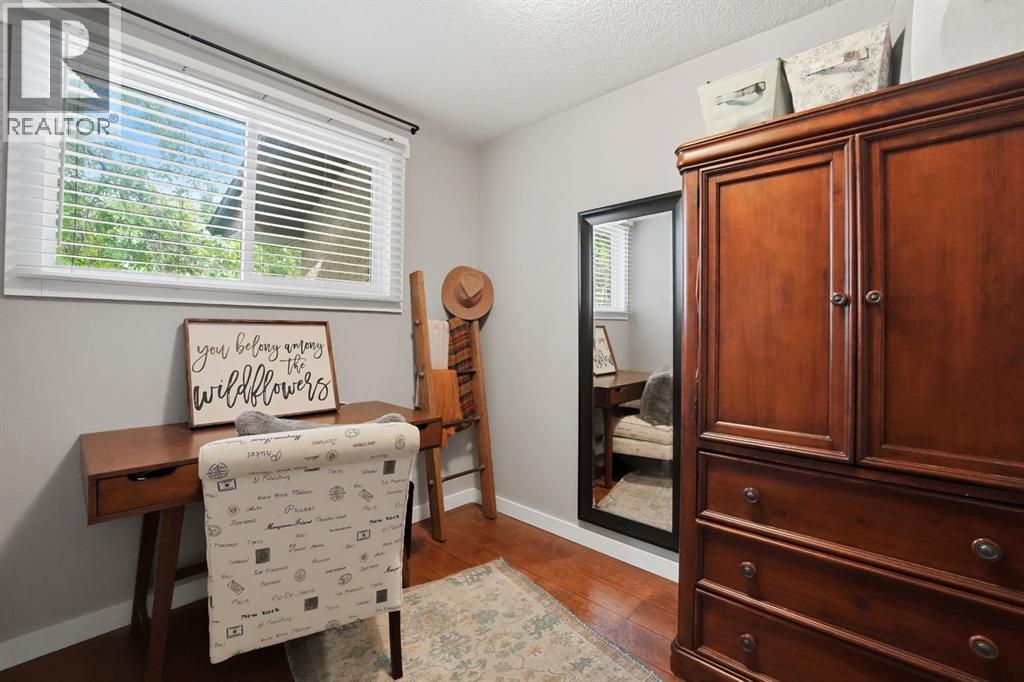 Listing photo – 12 Malcolm Crescent, Red Deer