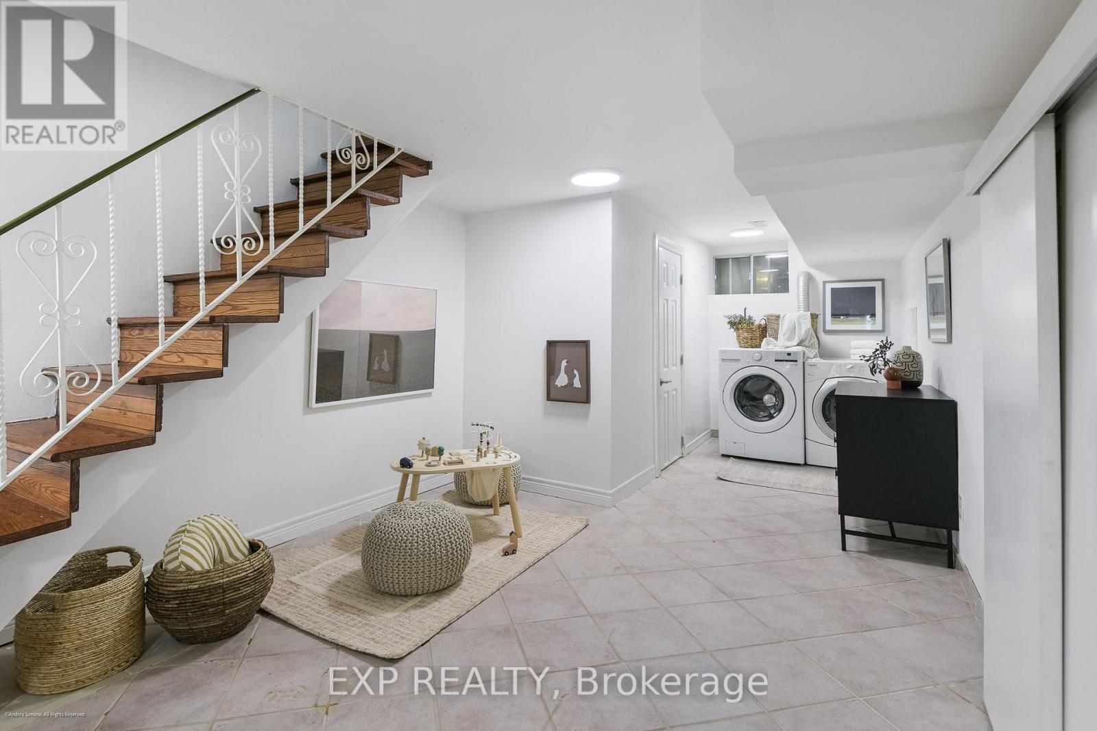 6 Louise Avenue, Toronto, ON photo 27