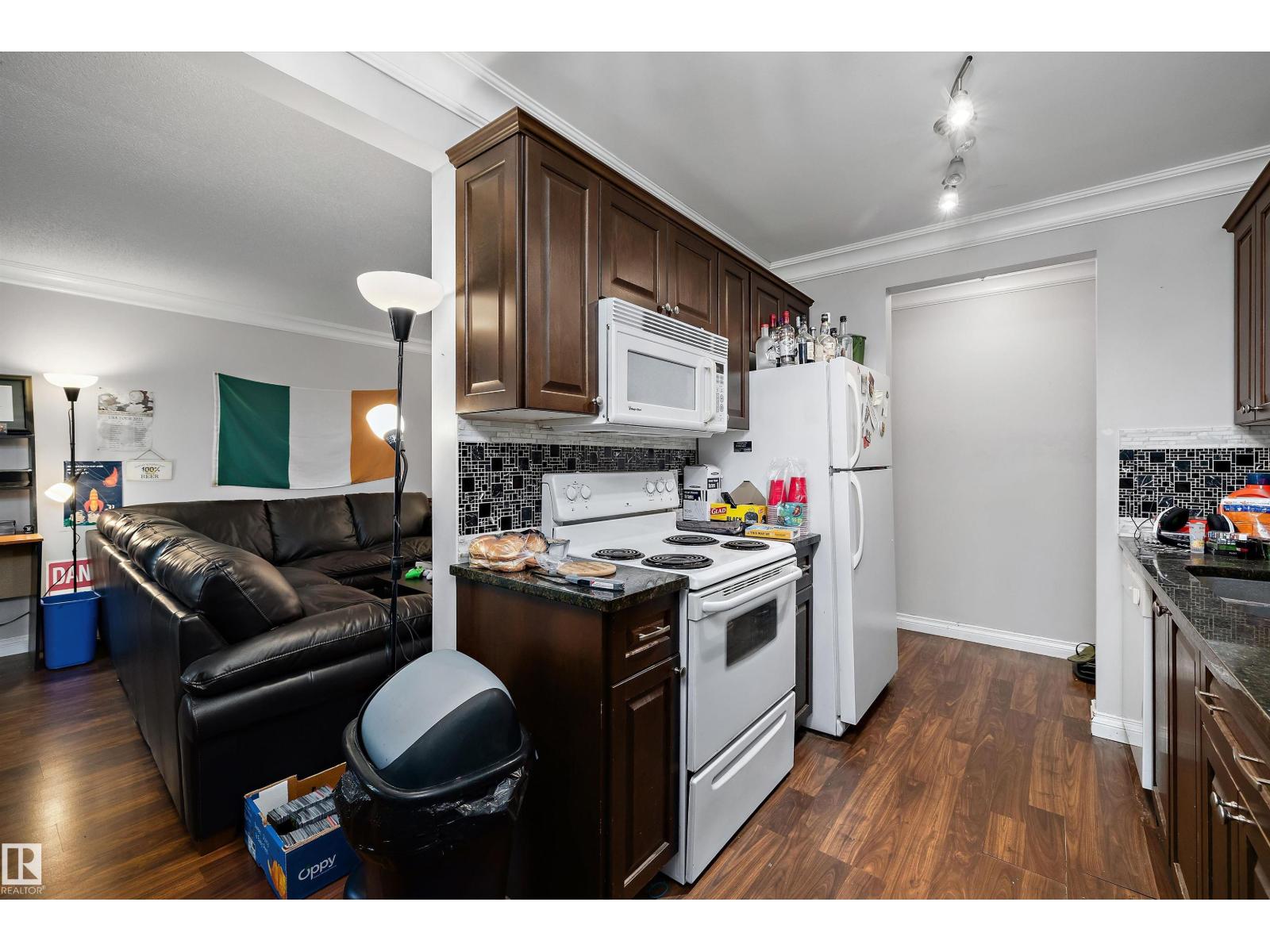 #303 10735 81 AV NW, Edmonton — photo 10