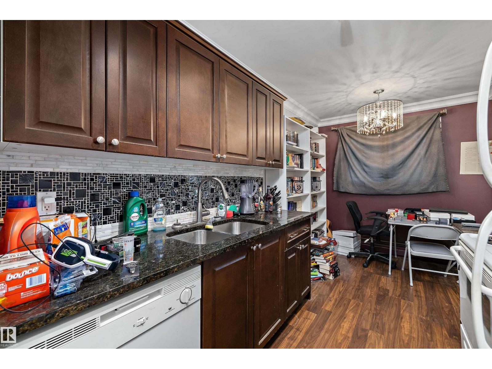 #303 10735 81 AV NW, Edmonton — photo 12