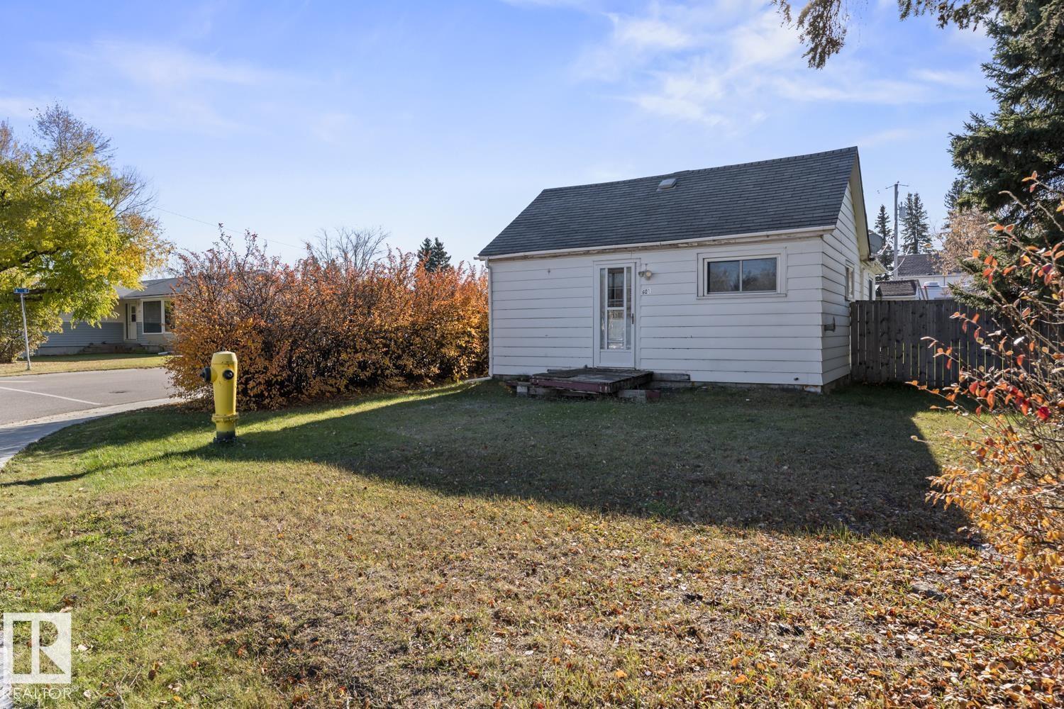 601 16 AV, Cold Lake — photo 2