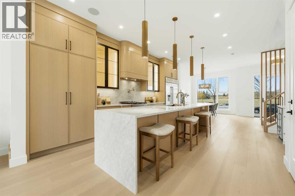 5014 22 Street SW, photo 10 of 49