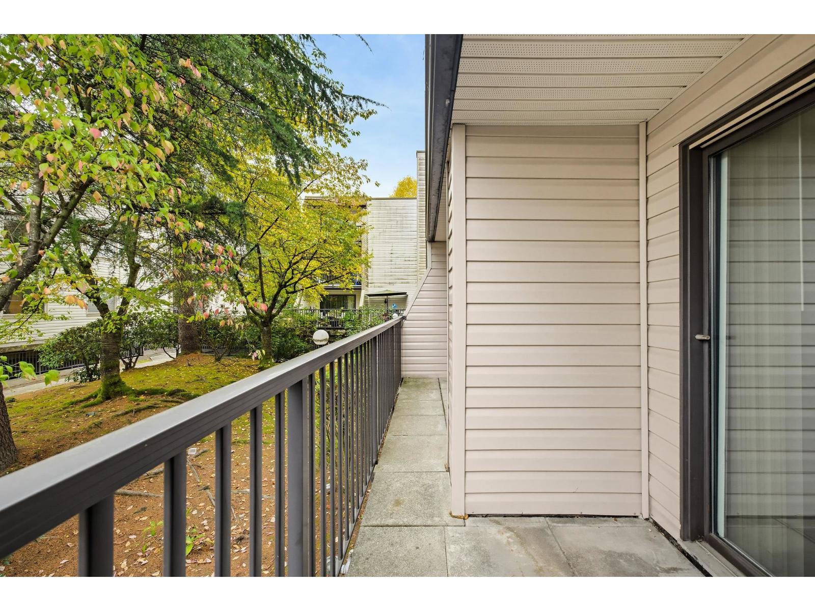 101 15238 100 Avenue, Surrey — photo 37