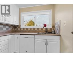 2158 7 Avenue Ne, Medicine Hat, AB T1C1K5 Photo 17