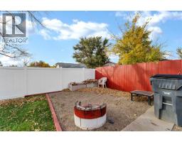 2158 7 Avenue Ne, Medicine Hat, AB T1C1K5 Photo 50