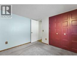 2158 7 Avenue Ne, Medicine Hat, AB T1C1K5 Photo 19