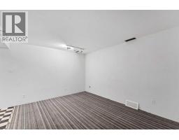 2158 7 Avenue Ne, Medicine Hat, AB T1C1K5 Photo 27