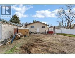 2158 7 Avenue Ne, Medicine Hat, AB T1C1K5 Photo 48