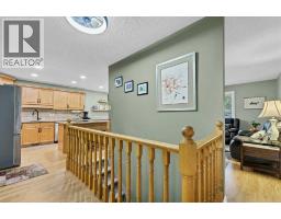 Sunroom - 28, 459 Carry Drive Se, Medicine Hat, AB T1B3W1 Photo 7