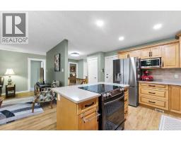 Family room - 28, 459 Carry Drive Se, Medicine Hat, AB T1B3W1 Photo 10