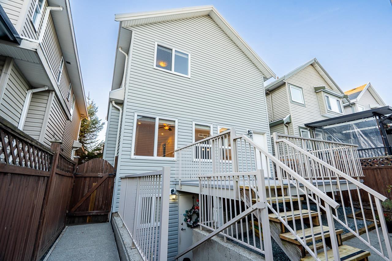 6732 191A Street, Surrey — photo 36