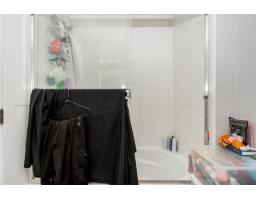 6732 191a Street, Surrey, BC V4N6A4 Photo 32