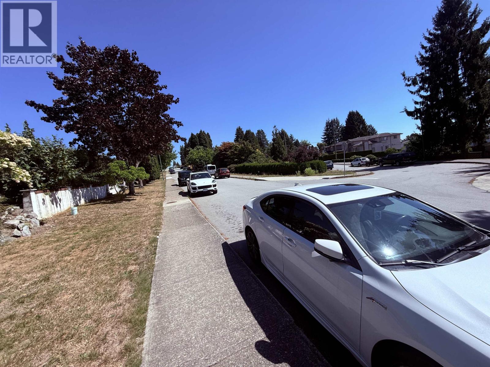 6127 Buchanan Street, Burnaby — photo 5