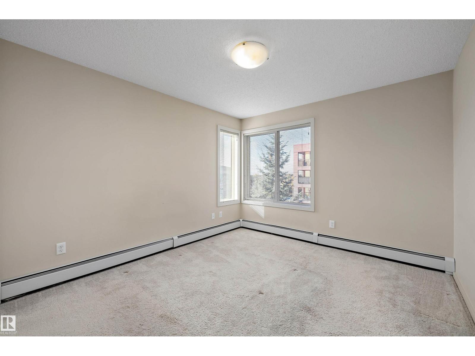 Property photograph 25 for MLS E4514343