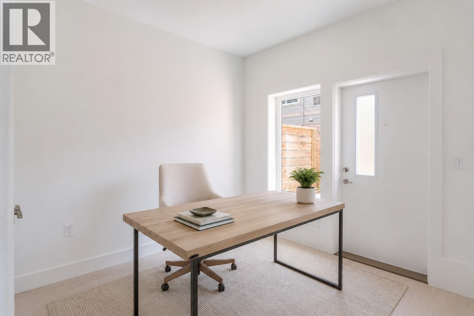 7 235 Taylor Road, Kelowna
