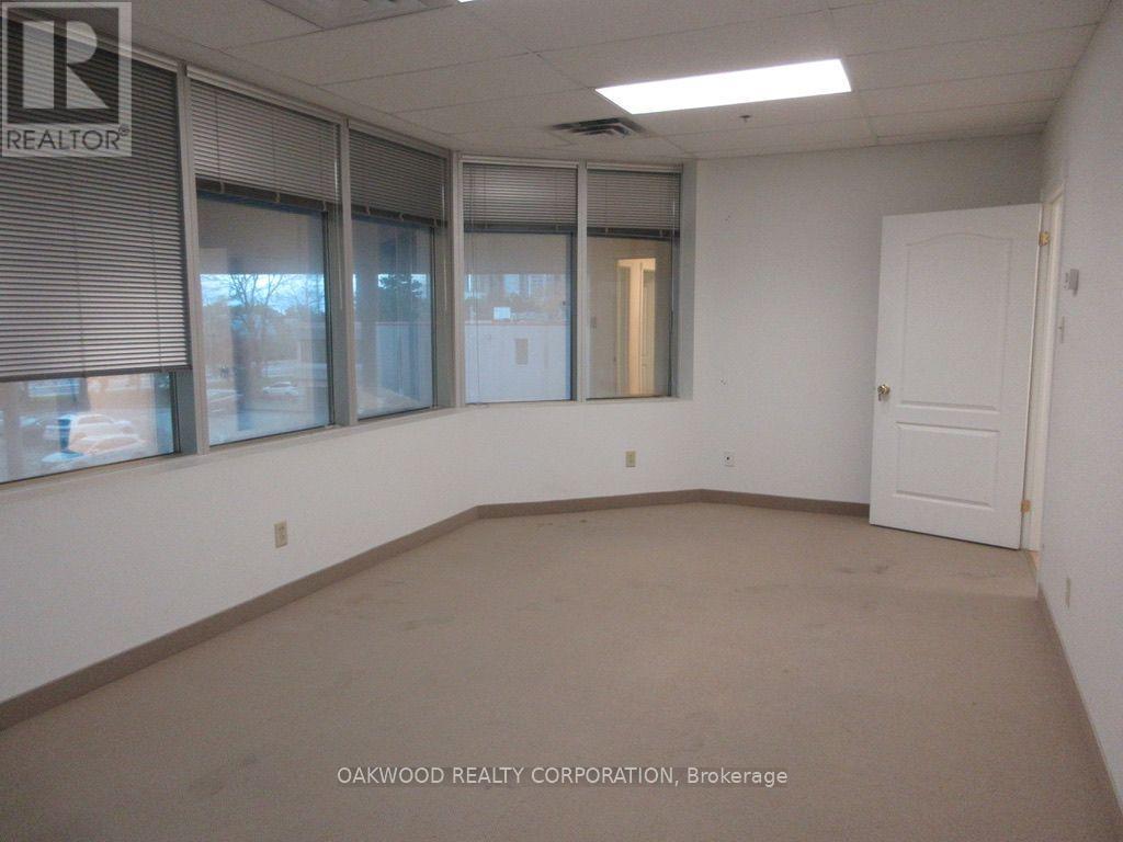 TB 203 - 8000 JANE STREET, Vaughan (Concord) — photo 8