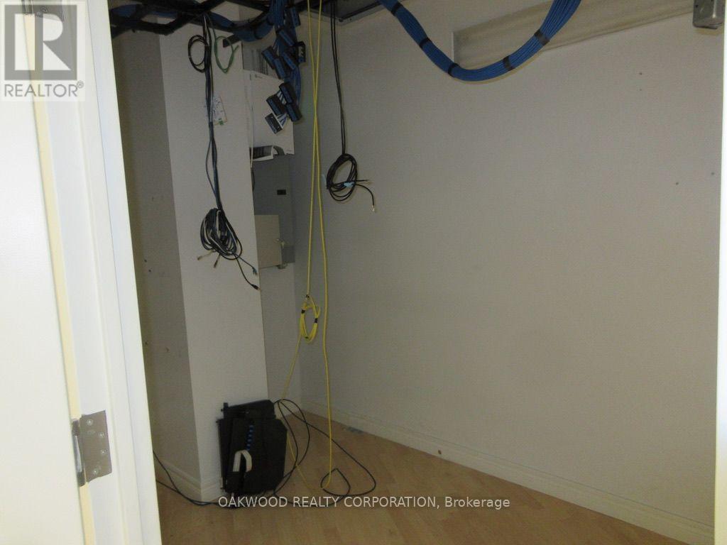TB 203 - 8000 JANE STREET, Vaughan (Concord) — photo 9