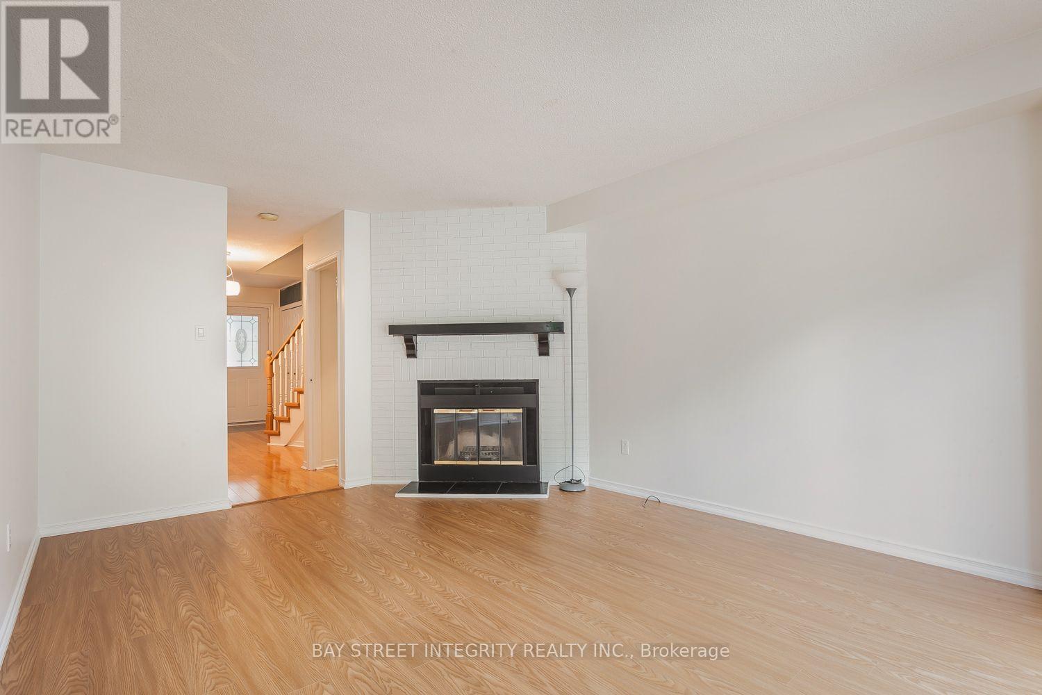106 BECK DRIVE, Markham (Raymerville) — photo 2