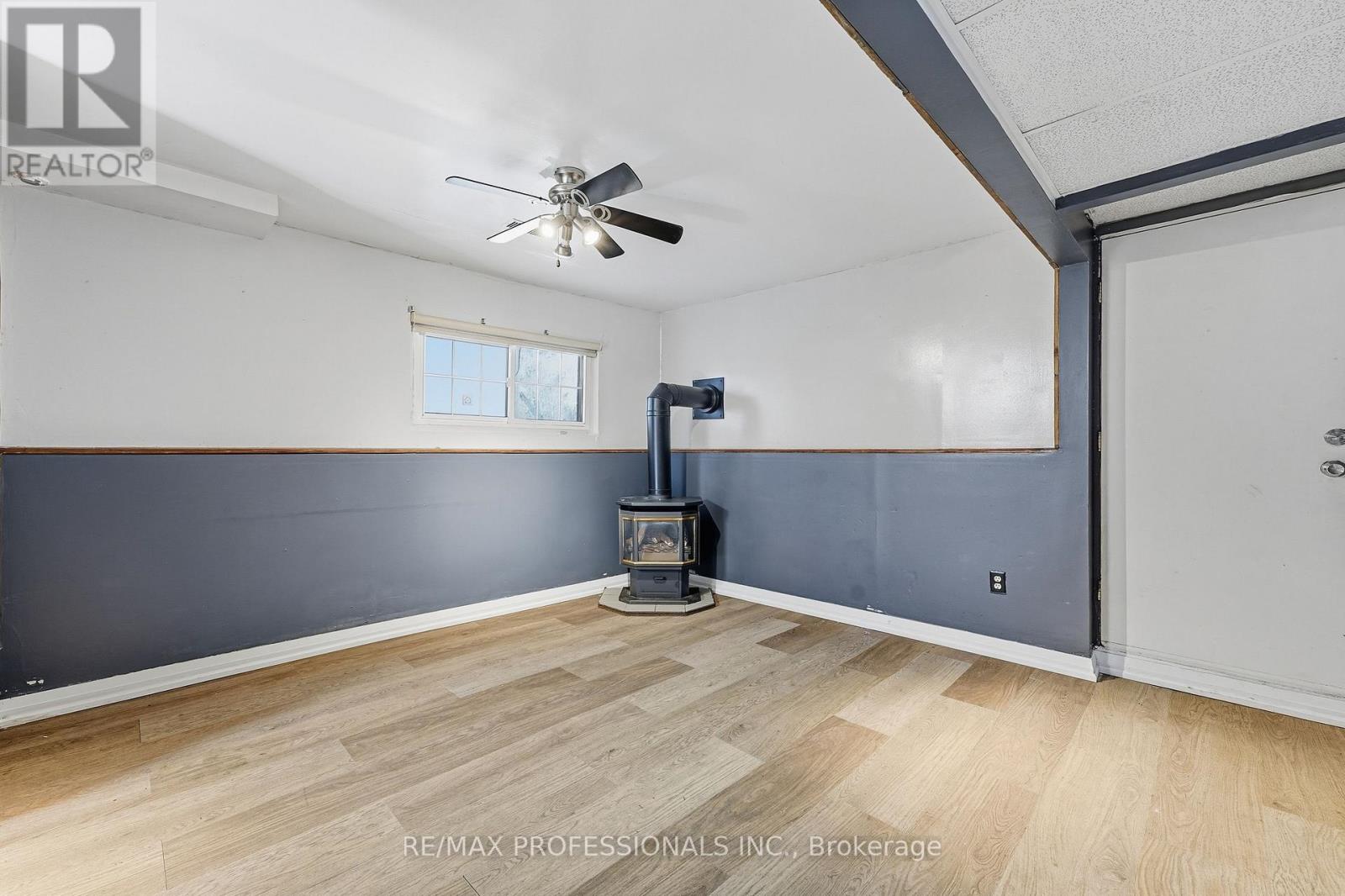 120 Switzer Street, Clearview photo 19
