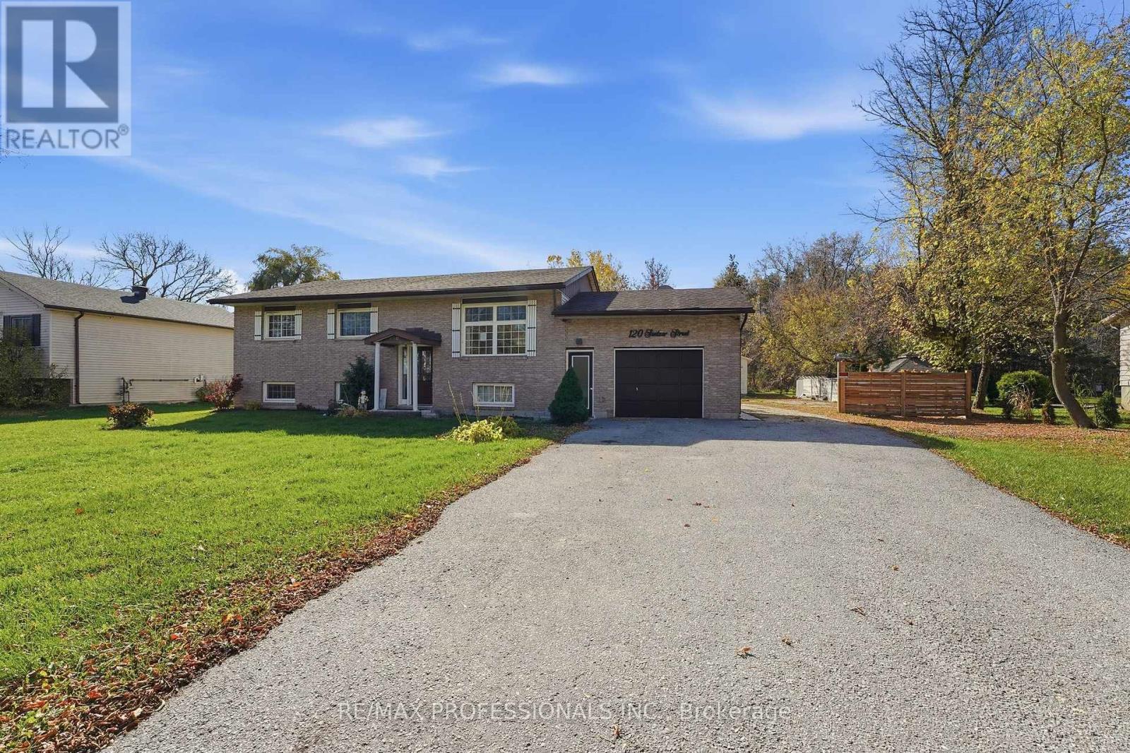 120 Switzer Street, Clearview photo 2