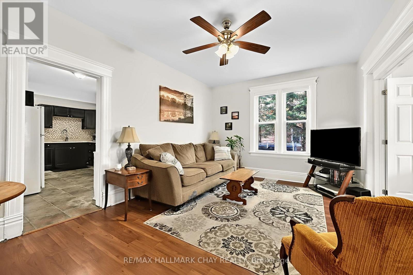 84 Burton Avenue, Barrie photo 11