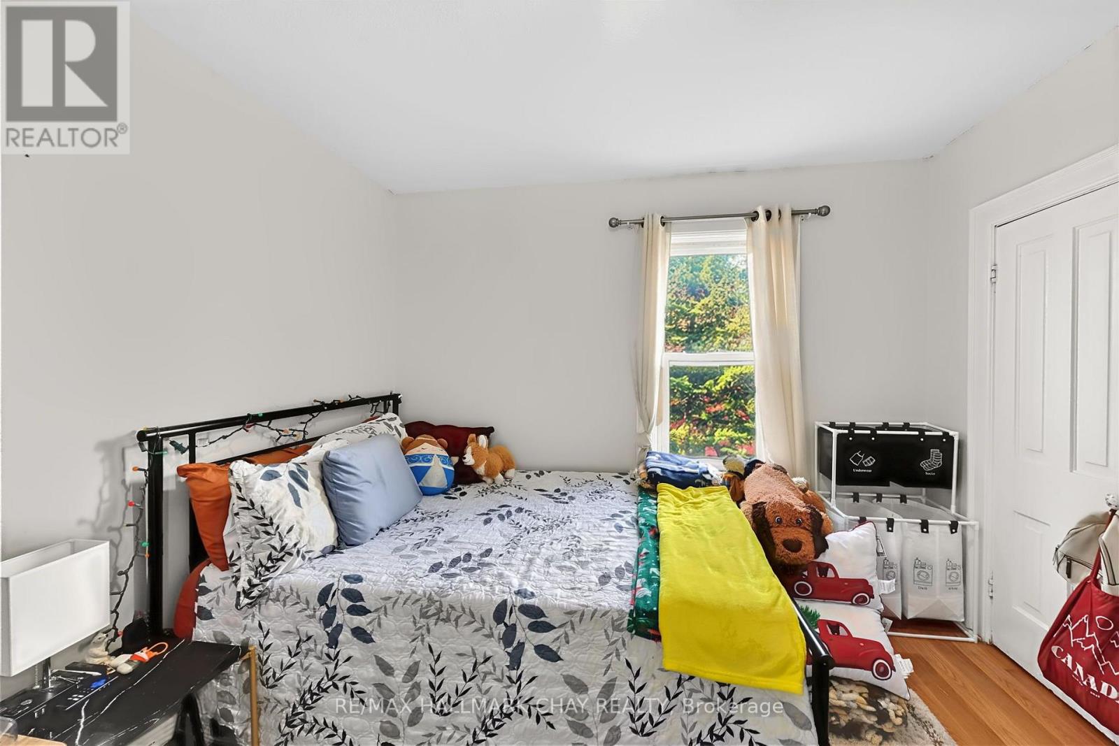 84 Burton Avenue, Barrie photo 18