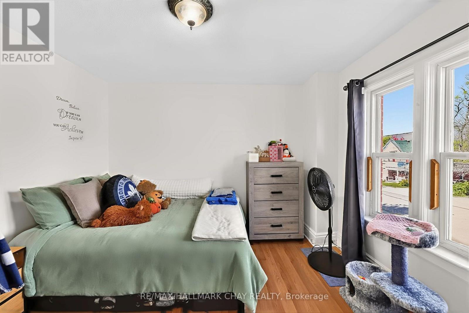 84 Burton Avenue, Barrie photo 19