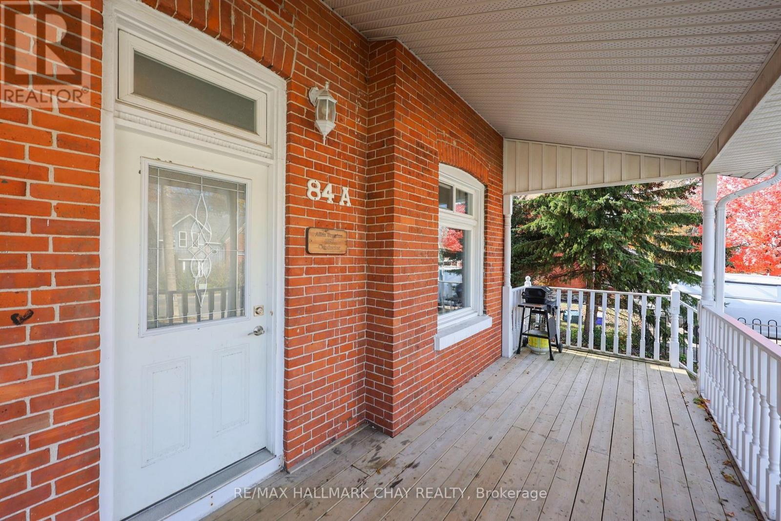 84 Burton Avenue, Barrie photo 3
